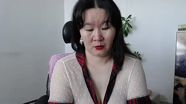 Akira xx online show from 10/20/25, 02:35