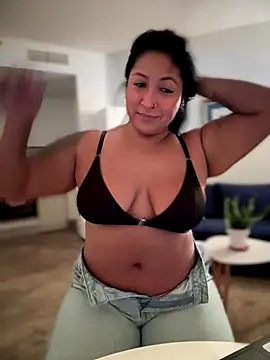 DannaaMeliza online show from 09/25/25, 09:21