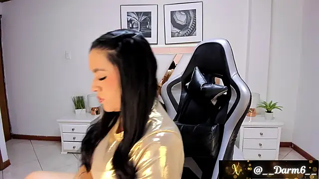 Lia Simons online show from 03/21/25, 03:44