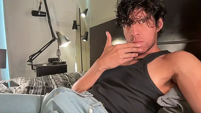 Snapshot of beranco19 chatting on 02/04/26, 08:15 beranco19 online show from 02/04/26, 08:15