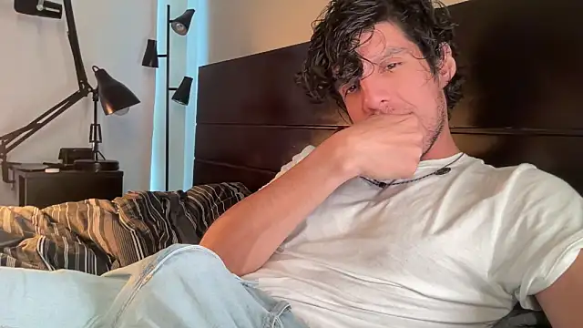 Snapshot of beranco19 chatting on 02/06/26, 09:00 beranco19 online show from 02/06/26, 09:00