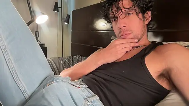 Snapshot of beranco19 chatting on 02/16/26, 08:51 beranco19 online show from 02/16/26, 08:51