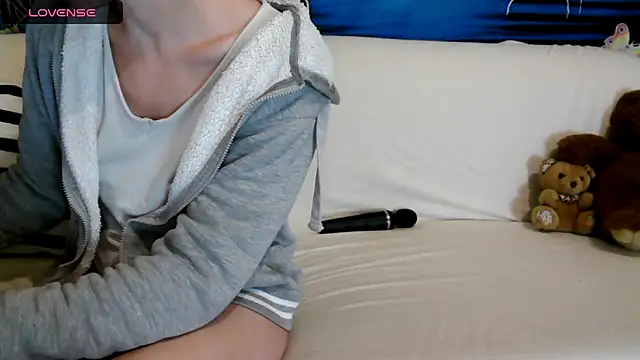 Naughtycandy9 online show from 03/26/26, 03:32