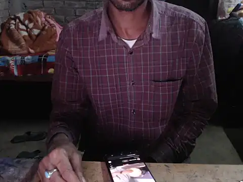 ThethunderPo online show from 12/18/25, 03:16