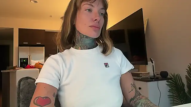 airgeadx online show from 11/04/25, 08:45