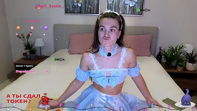 Snapshot of Girl_Ksenia chatting on 01/17/26, 09:40 Girl Ksenia online show from 01/17/26, 09:40