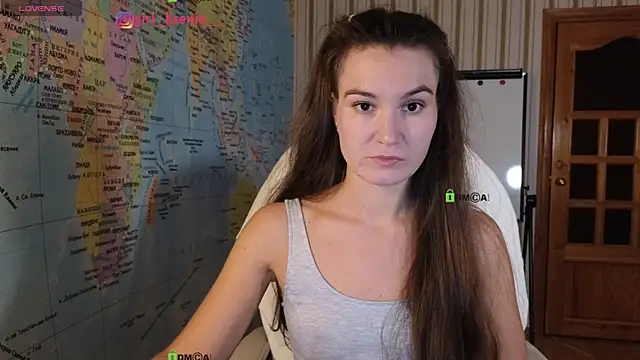 Snapshot of Girl_Ksenia chatting on 10/12/25, 08:21 Girl Ksenia online show from 10/12/25, 08:21