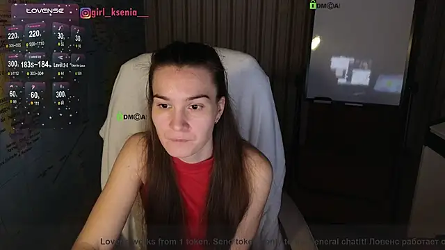 Snapshot of Girl_Ksenia chatting on 02/05/25, 12:53 Girl Ksenia online show from 02/05/25, 12:53