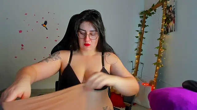 Susan Foxx online show from 12/14/25, 07:19