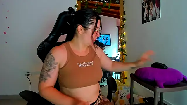 Susan Foxx online show from 03/20/25, 07:46