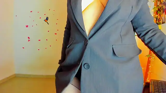 Susan Foxx online show from 11/16/25, 07:07