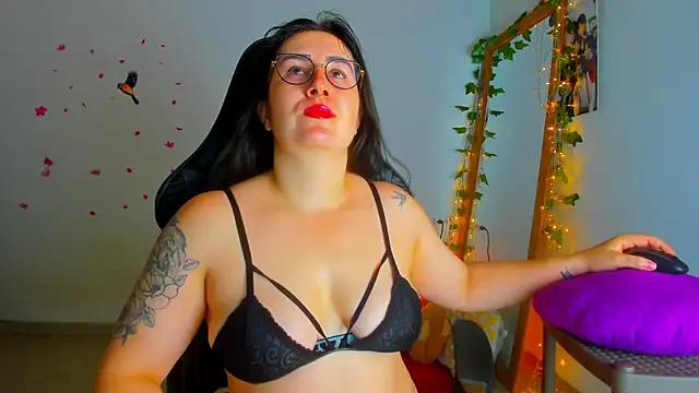 Susan Foxx online show from 11/12/25, 07:07