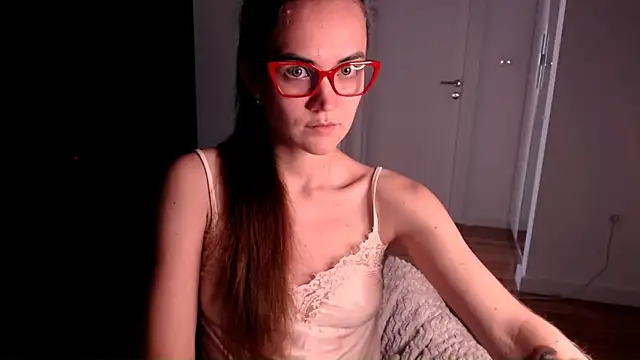 EvelynGG online show from 04/23/26, 09:38