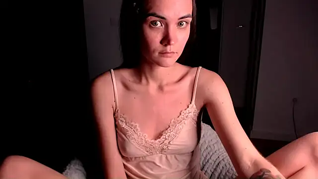 Snapshot of EvelynGG chatting on 09/27/25, 08:59 EvelynGG online show from 09/27/25, 08:59