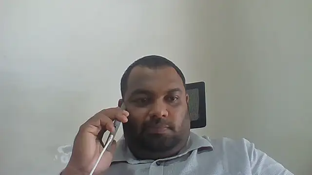 Snapshot of FatCockBoySL chatting on 06/17/26, 06:02 FatCockBoySL online show from 06/17/26, 06:02