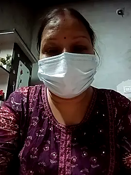 naughtymadam online show from 04/17/26, 04:10