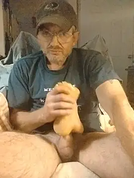 ROBERT0516 online show from 11/24/25, 12:05