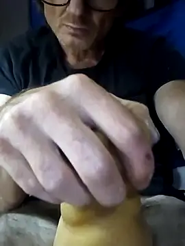 ROBERT0516 online show from 09/17/25, 11:51