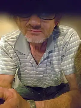 ROBERT0516 online show from 06/18/26, 04:33