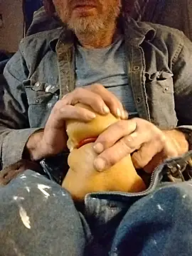 ROBERT0516 online show from 10/25/25, 10:54