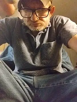 ROBERT0516 online show from 11/21/25, 11:42