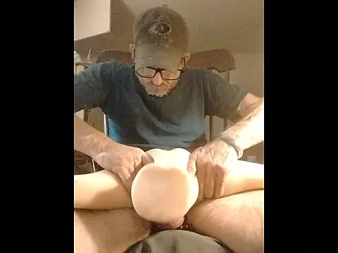 ROBERT0516 online show from 12/03/25, 08:03