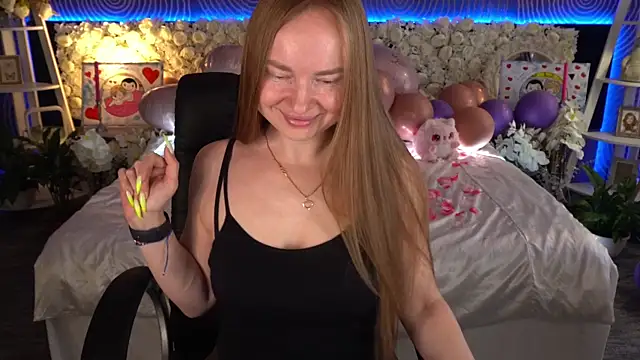 MiaRedFox online show from 03/07/26, 01:27