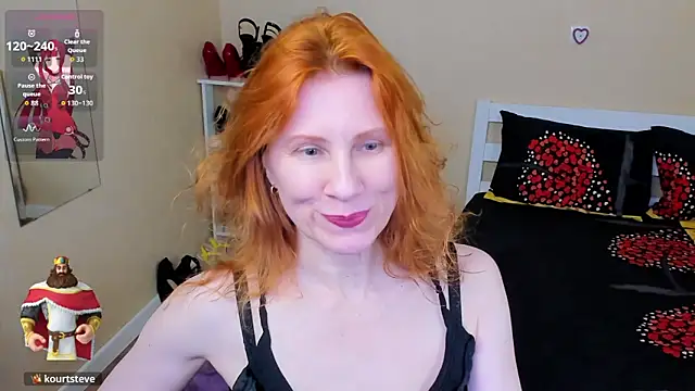 Snapshot of FoxySophia chatting on 04/17/26, 12:41 FoxySophia online show from 04/17/26, 12:41