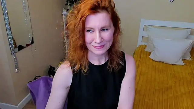 FoxySophia online show from 12/19/25, 11:45