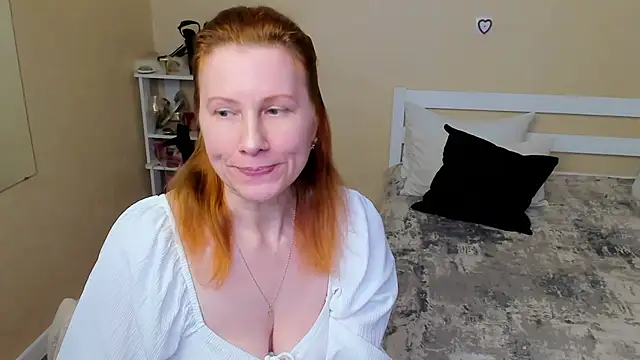 FoxySophia online show from 10/07/25, 05:52