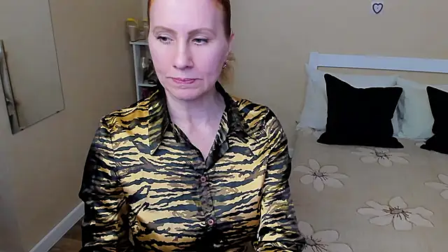 FoxySophia online show from 09/26/25, 08:32