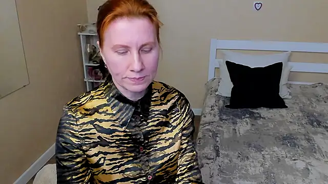 FoxySophia online show from 10/03/25, 11:01