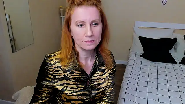 FoxySophia online show from 09/26/25, 08:49