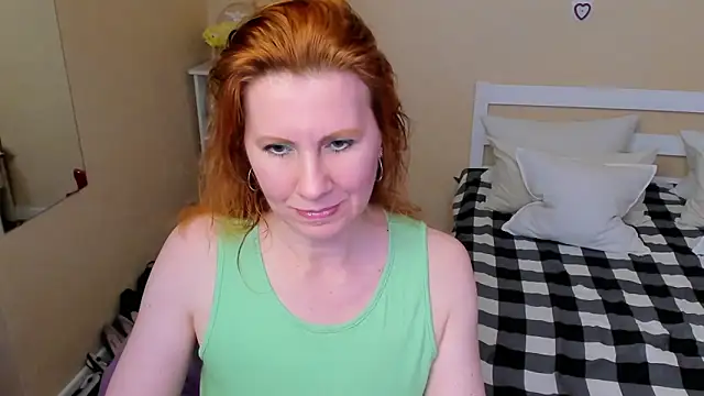 FoxySophia online show from 11/16/25, 07:29