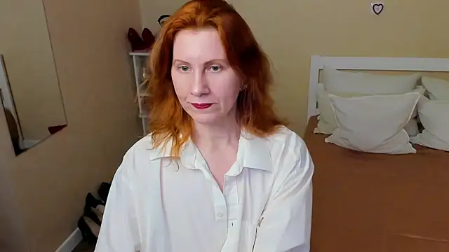 FoxySophia online show from 11/29/25, 04:56