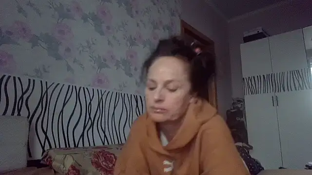 LindaStarS online show from 10/08/25, 06:04