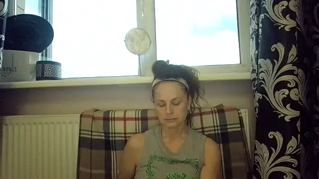 LindaStarS online show from 05/29/26, 05:52