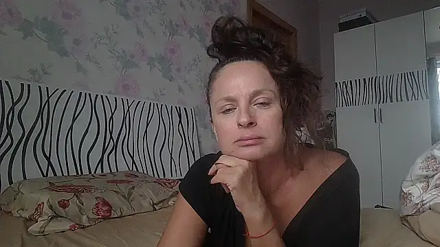 LindaStarS online show from 10/07/25, 12:39