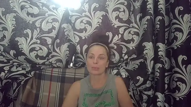 LindaStarS online show from 06/04/26, 05:12