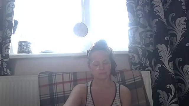 LindaStarS online show from 03/27/26, 04:54