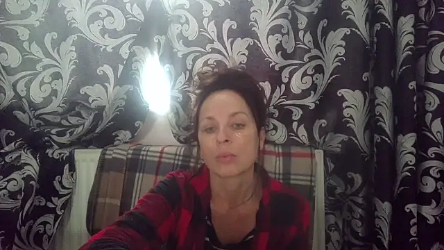 LindaStarS online show from 10/26/25, 08:37