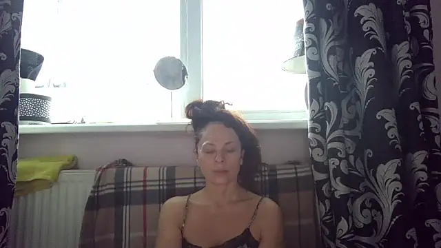 LindaStarS online show from 02/25/26, 05:51