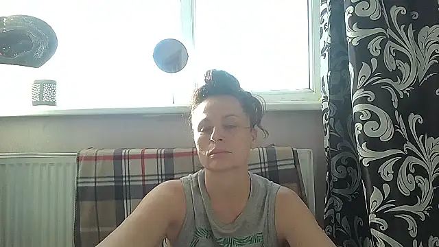 LindaStarS online show from 05/28/26, 03:51