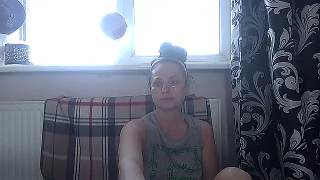 LindaStarS online show from 05/29/26, 05:35