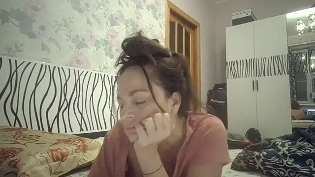 LindaStarS online show from 11/30/25, 07:36