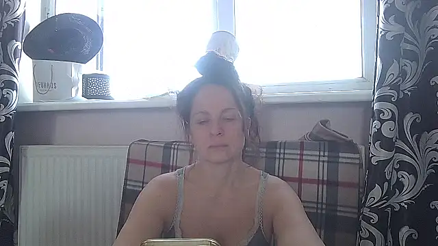 LindaStarS online show from 05/23/26, 06:12