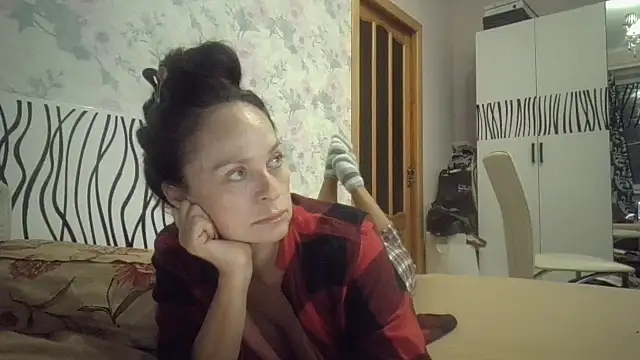 LindaStarS online show from 10/12/25, 06:53