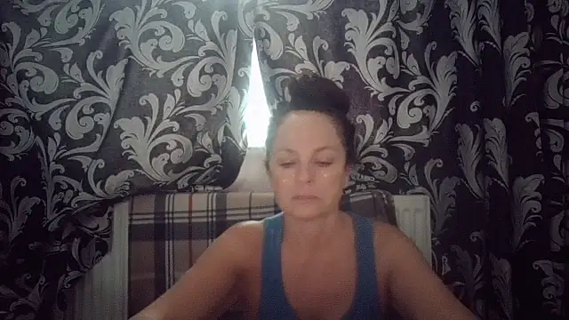 LindaStarS online show from 11/09/25, 06:28