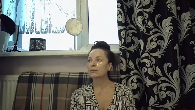 LindaStarS online show from 01/09/26, 05:36