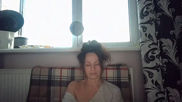 LindaStarS online show from 05/15/26, 05:33